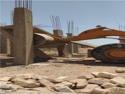 إزالة التعديات على قطع أرض بمساحة 60 فدان ببني سويف