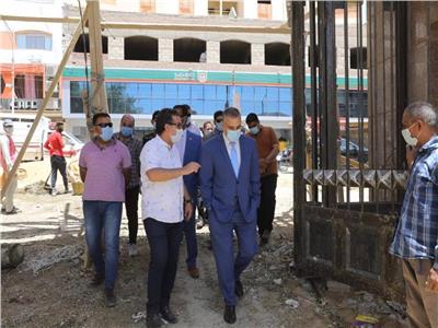 محافظ سوهاج يتفقد بوابة مرسى ناصر السياحي