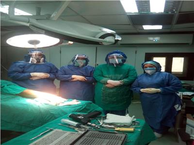 صورة من داخل غرفة العمليات بإحدى مستشفيات الهيئة