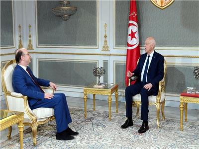 الرئيس التونسي يستقبل رئيس حكومة تصريف الأعمال 