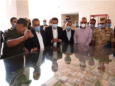 رئيس الوزراء يتفقد المنطقة الصناعية الثالثة بمدينة برج العرب الجديدة
