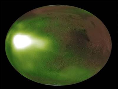  توهج أخضر "مخيف" في المريخ