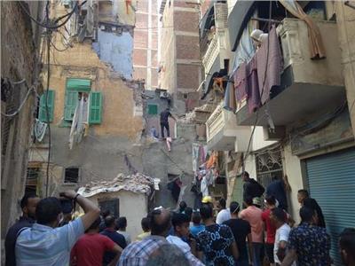  انهيار عقار حي الجمرك بالإسكندرية