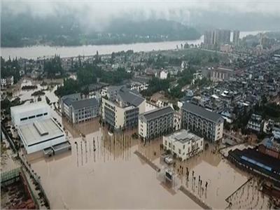 مدينة صينية تشهد أسوأ فيضان منذ 100 عام