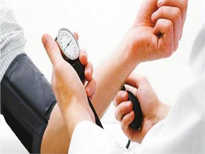 لصحتك.. سبب انخفاض ضغط الدم بدون ظهور أعراض