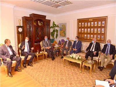 محافظ أسيوط يلتقي رئيس مجلس إدارة البنك الزراعي المصري