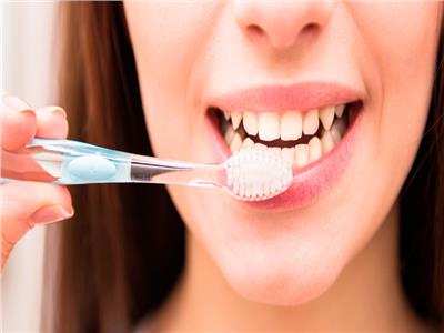 4 طرق طبيعية للحفاظ على أسنانك من الجير 