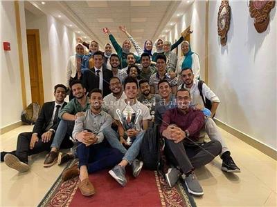  الفريق المصري الفائز بالمركز الأول عالميا بمسابقة إيناكتس لريادة الأعمال