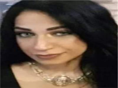 الكاتبة والشاعرة عايدة محمود 