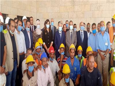 وزيرة الهجرة ومحافظ المنيا يتفقدان أعمال إنشاء متحف أخناتون