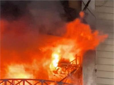 حريق هائل بعمارة سكنية في جسر السويس