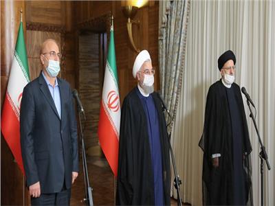 روحاني يلغي اجتماع بشكل مفاجئ.. وأنباء عن إصابته بكورونا