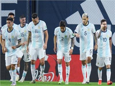 فرحة لاعبي الأرجنتين بالفوز