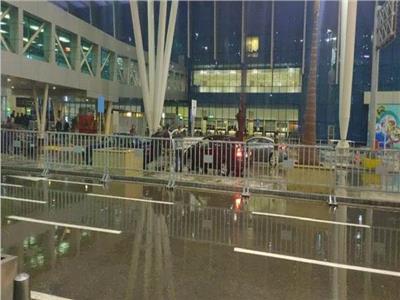 مطار القاهرة يتخذ الإجراءات الاحترازية لمواجهة الأمطار والسيول