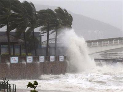 إعصار «مولاف» يضرب مناطق عديدة بالفلبين