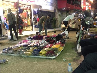 مشاجرة بالأسلحة البيضاء بين الباعة الجائلين في فيصل