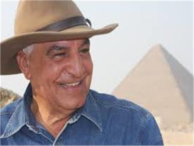 عالم الآثار المصرية الدكتور زاهي حواس 
