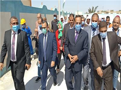 محافظ شمال سيناء 164.7 مليون جنيها تعويضات ومشروعات بقرية الروضة