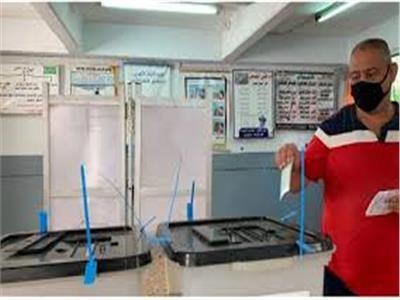اللجان الانتخابية في مدرسة أحمد ماهر تغلق أبوابها بعد انتهاء جولة الاعادة