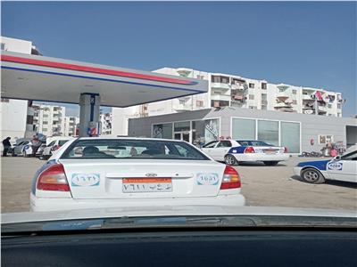 تكدس سيارات الغاز الطبيعي ببورسعيد على المحطات بسبب انقطاع الكهرباء‎
