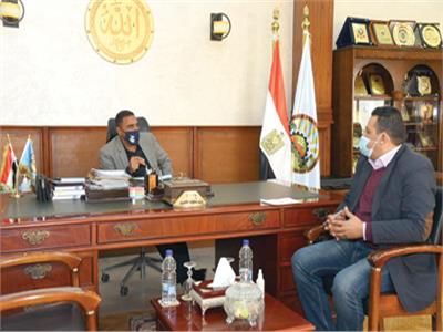 اللواء خالد شعيب خلال حواره مع «الأخبار»