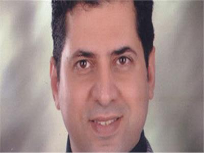 الدكتور محمد عادل الحديدي، استاذ الطب النفسى بجامعة المنصورة