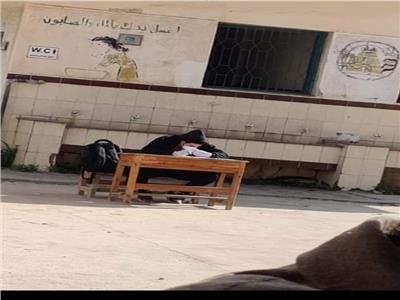 طالب مصاب بكورونا الامتحان بالإسكندرية
