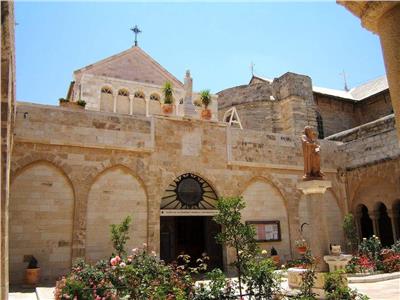  البيوت الفلسطينية القديمة تجسّد مغارة الميلاد
