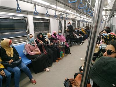 ساعات الذروة.. «تحدي» مترو الأنفاق في زمن كورونا 