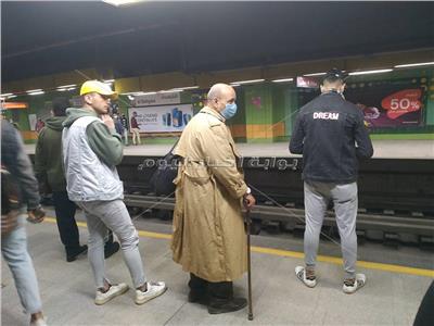 صورة حية من مترو الأنفاق