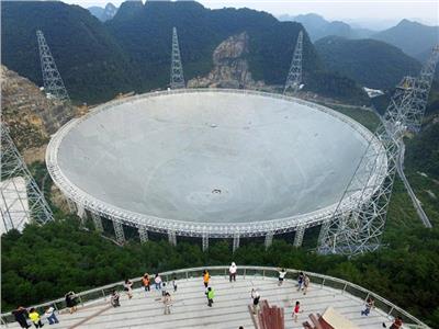 الصين تسمح للعلماء الأجانب باستخدام تلسكوبها الأكبر بالعالم
