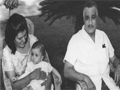الرئيس جمال عبدالناصر برفقة زوجته - أرشيفية