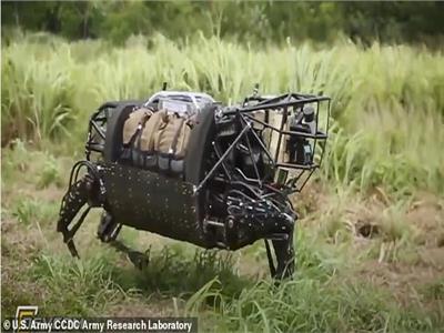  الجيش الأمريكي يطور روبوتات حربية