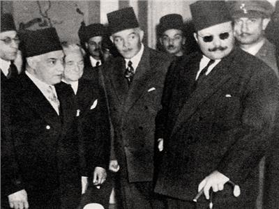 الملك فاروق يزور شركات عبود باشا التى تشكل امبراطورية كبيرة