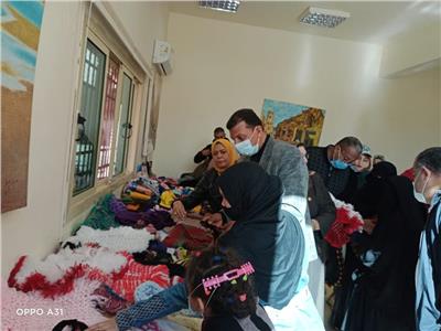 افتتاح معرض منتجات نادى المرأة بقصر ثقافة الأسمرات 