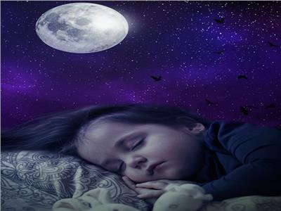 تأثير القمر على النوم