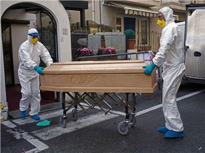 إيطاليا تسجل أكثر من 14.2 ألف إصابة بفيروس كورونا 