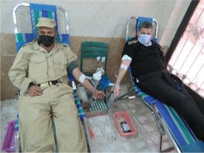 حملة للتبرع بالدم لضباط والأفراد والمجندون والموظفون المدنيون بالإدارة العامة لقوات أمن القاهرة