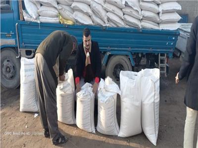 خلال ضبط الحملة التموينية 9 طن أرز فاسد
