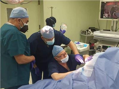 أطباء وحدة مناظير الجهاز الهضمي بمستشفى القاهرة الجديدة