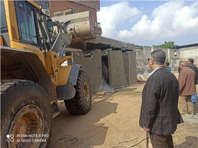 إزالة ٦٠٠ متر مباني مخالفة وتعديات على أملاك الدولة بالإسكندرية 