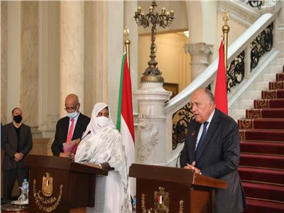وزير الخارجية سامح شكري ونظيرته السودانية مريم الصادق