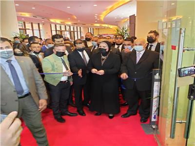 خلال افتتاح وزيرة الصناع لدورة ال 15 لمعرض القاهرة الدولي للجلود 