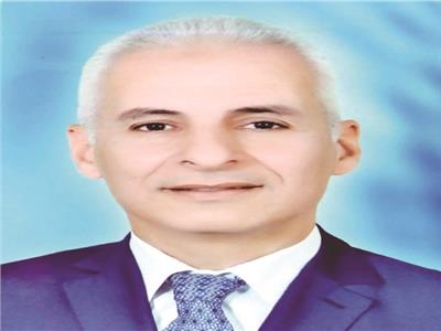 عبد القادر أحمد رئيس "قناة مصر التعليمية"