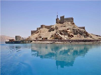 قلعة صلاح الدين بجزيرة فرعون في طابا