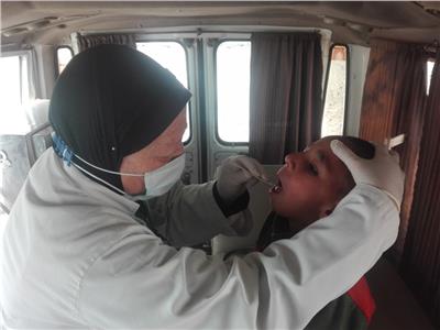 صور| فحص 1511 مواطنا خلال قافلة طبية في بني سويف