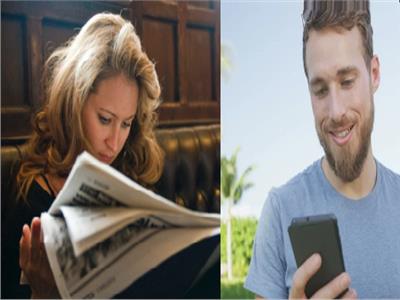 قراءة النساء للصحف واستخدام الرجال للهاتف