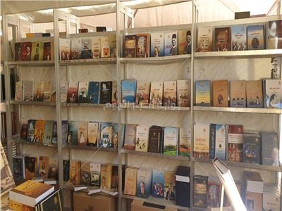 دار الكتب والوثائق بأسعار رمزية في معرض الإسكندرية