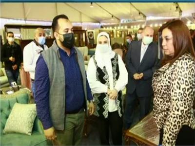 وزيرة التضامن تشهد افتتاح معرض "ديارنا" بأسيوط 