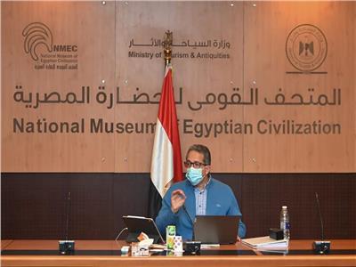 الدكتور خالد العناني وزير السياحة والآثار